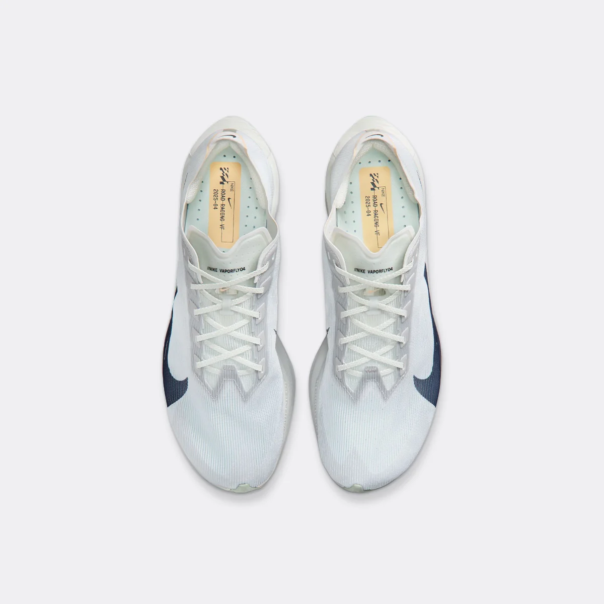 Nike Vaporfly 4 - Image 14