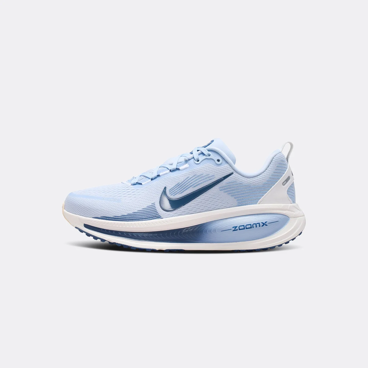 Nike Vomero 18 - Image 44