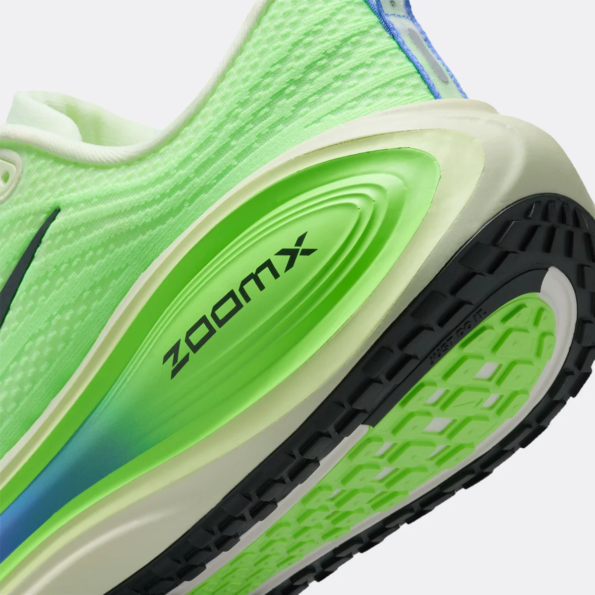 Nike Vomero Plus - Image 43