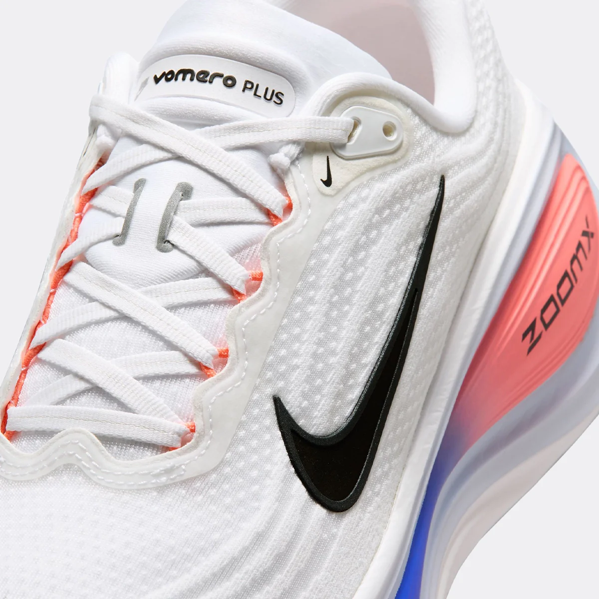 Nike Vomero Plus - Image 60