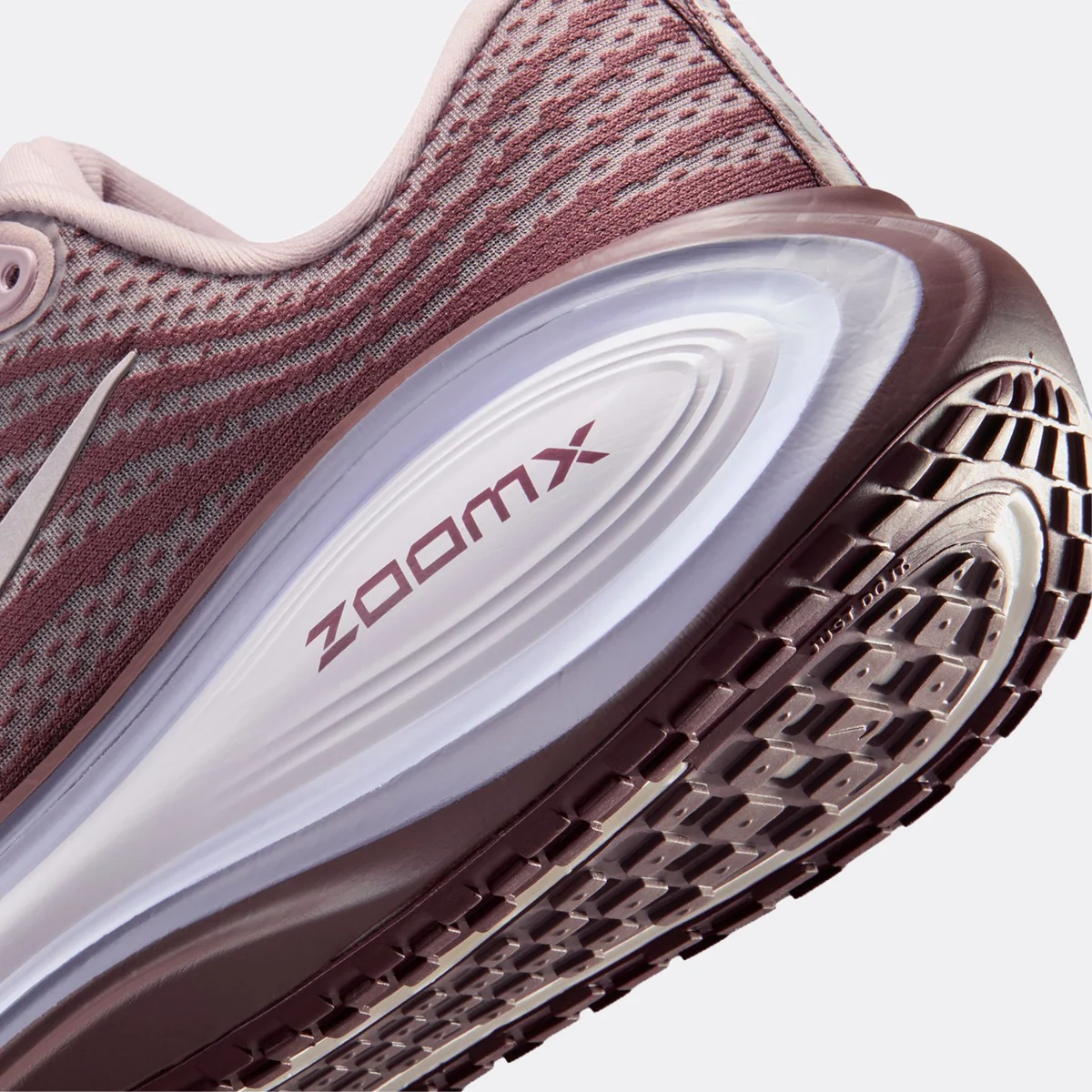 Nike Vomero Plus - Image 20