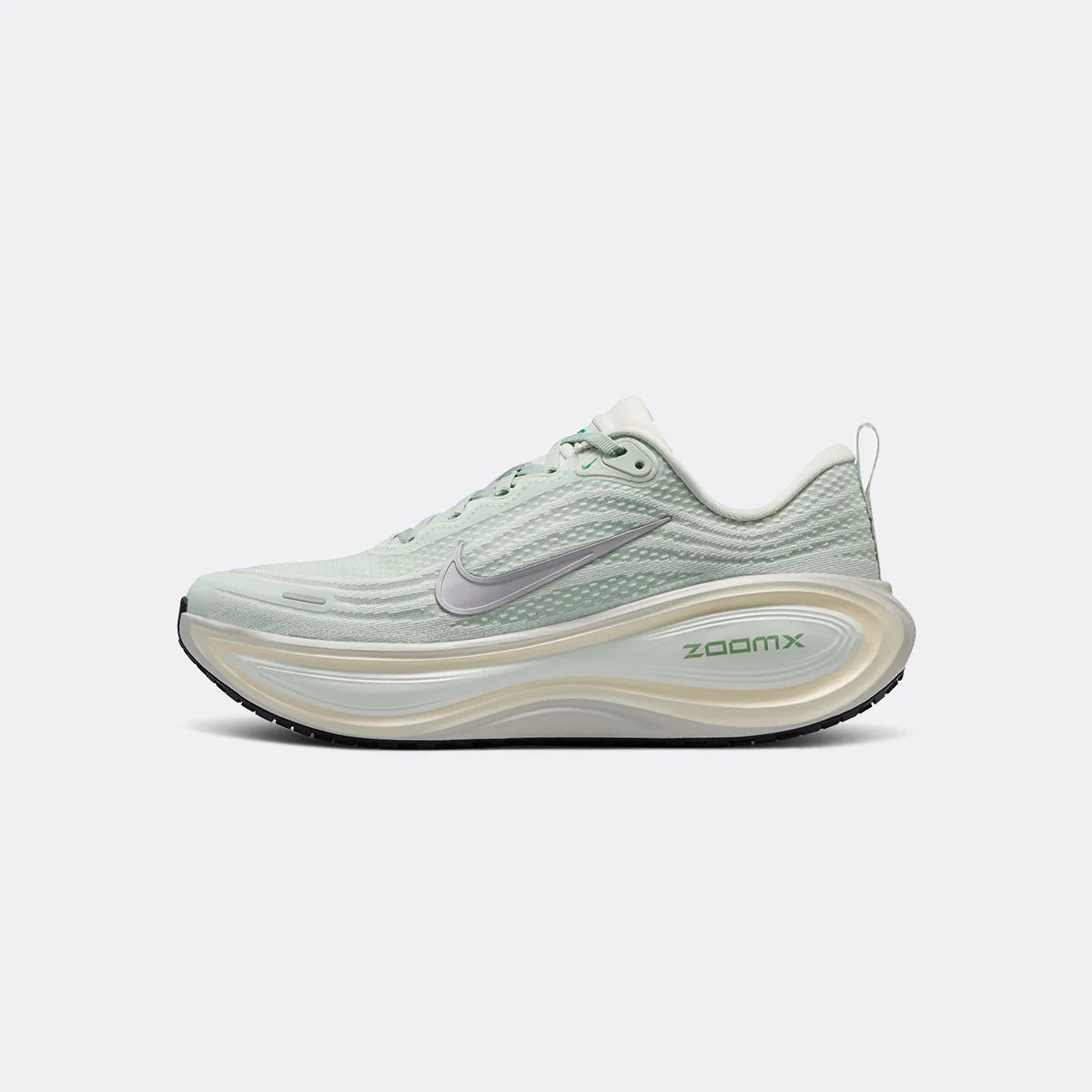 Nike Vomero Plus - Image 39