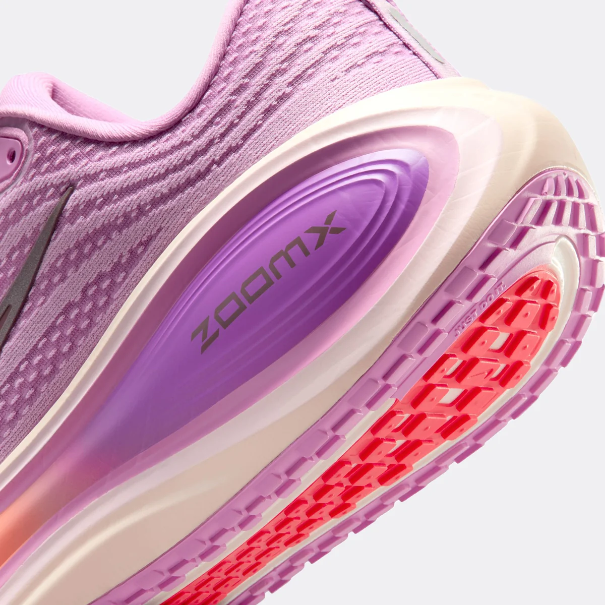 Nike Vomero Plus - Image 57