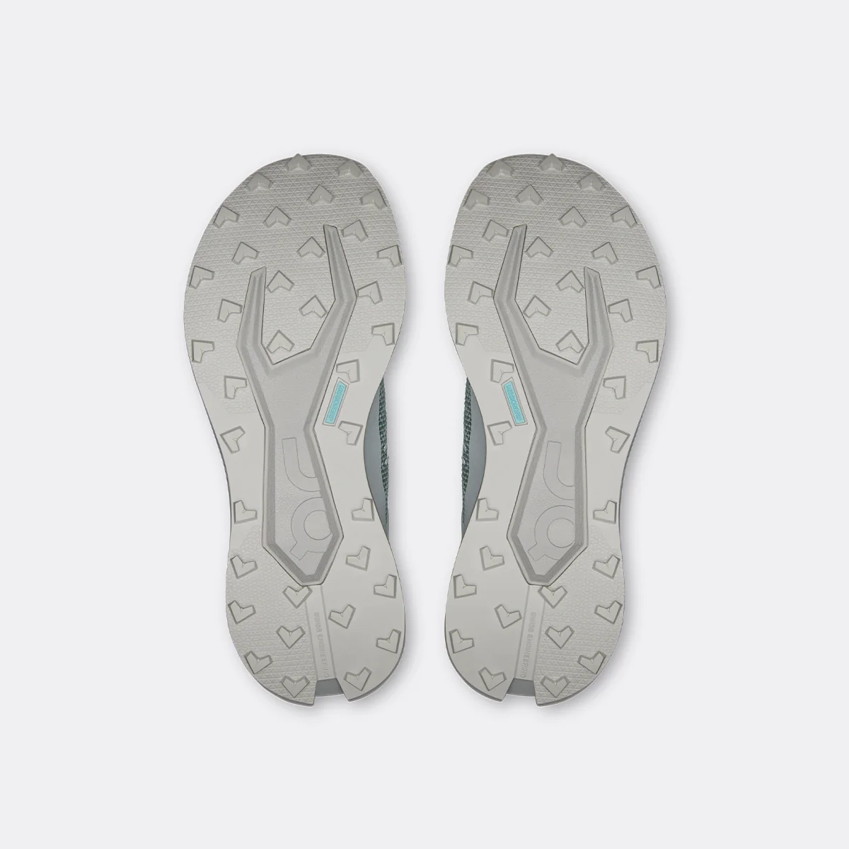 On Cloudultra 3 - Image 16
