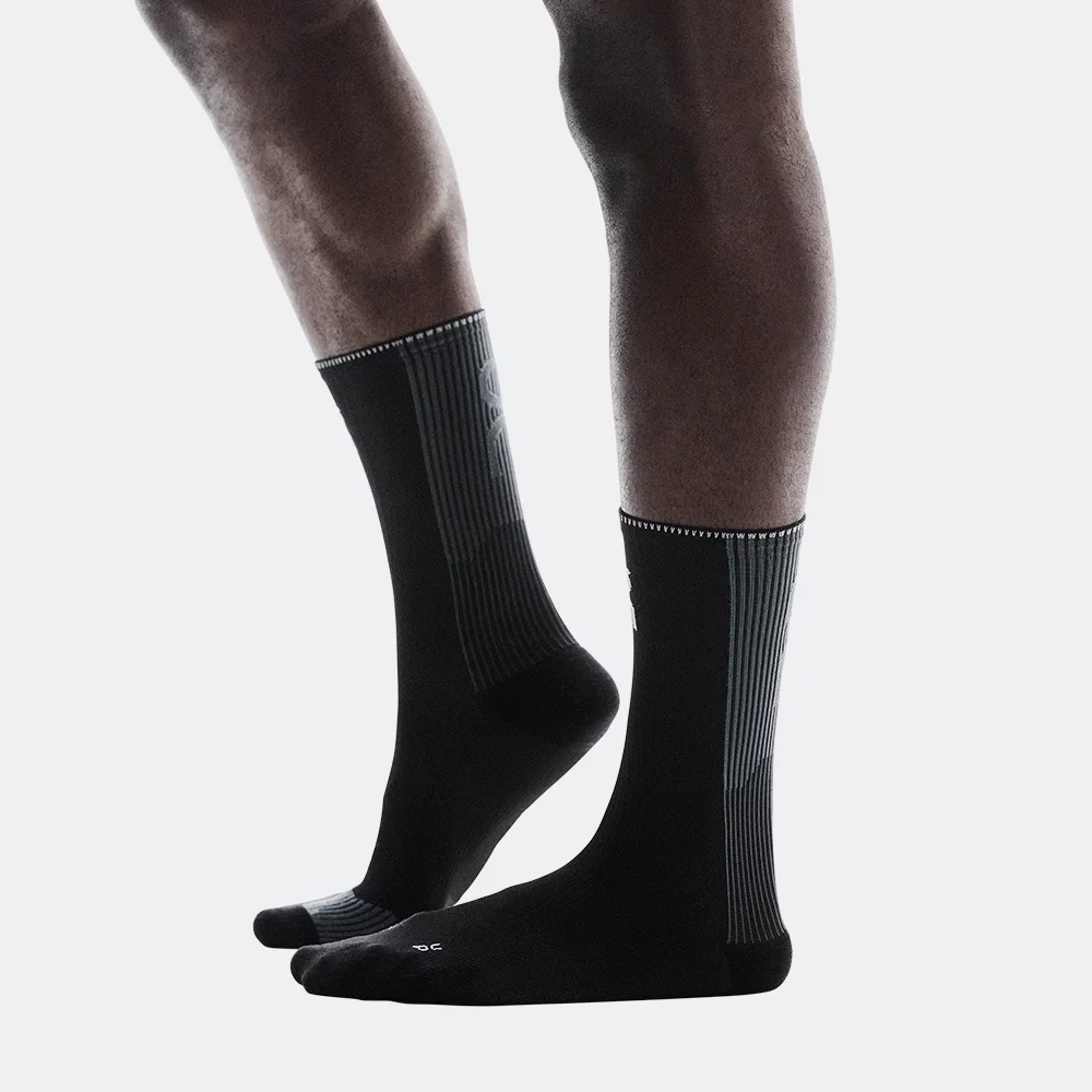 On Performance Run Sock High - Image 2