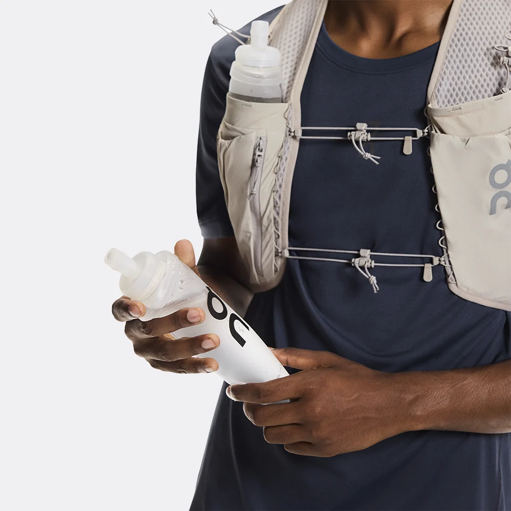On Ultra Vest Pro Unisex - Image 14