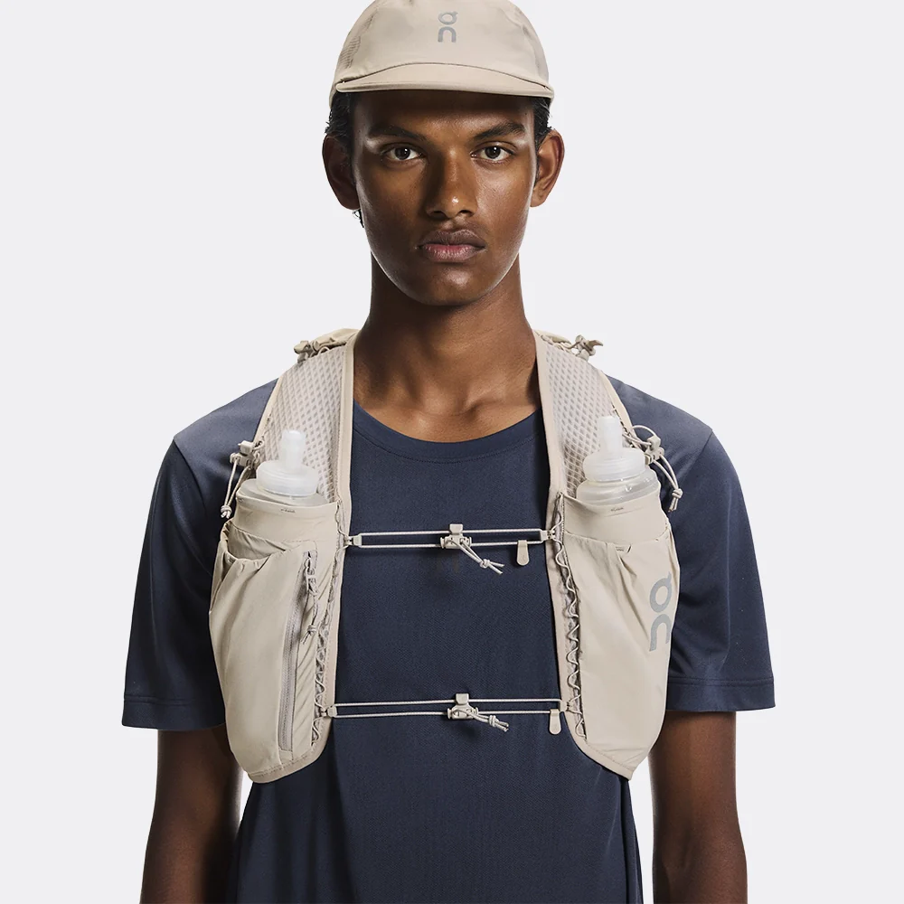 On Ultra Vest Pro Unisex - Image 15